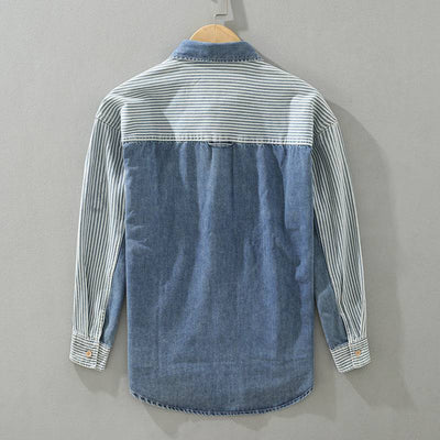 Chemise en denim à rayures pour un look tendance