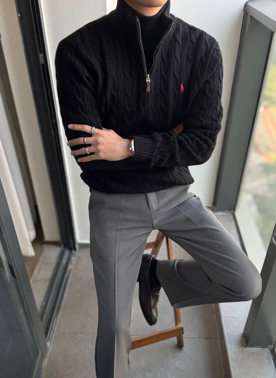 Pull torsadé col zippé élégant pour homme