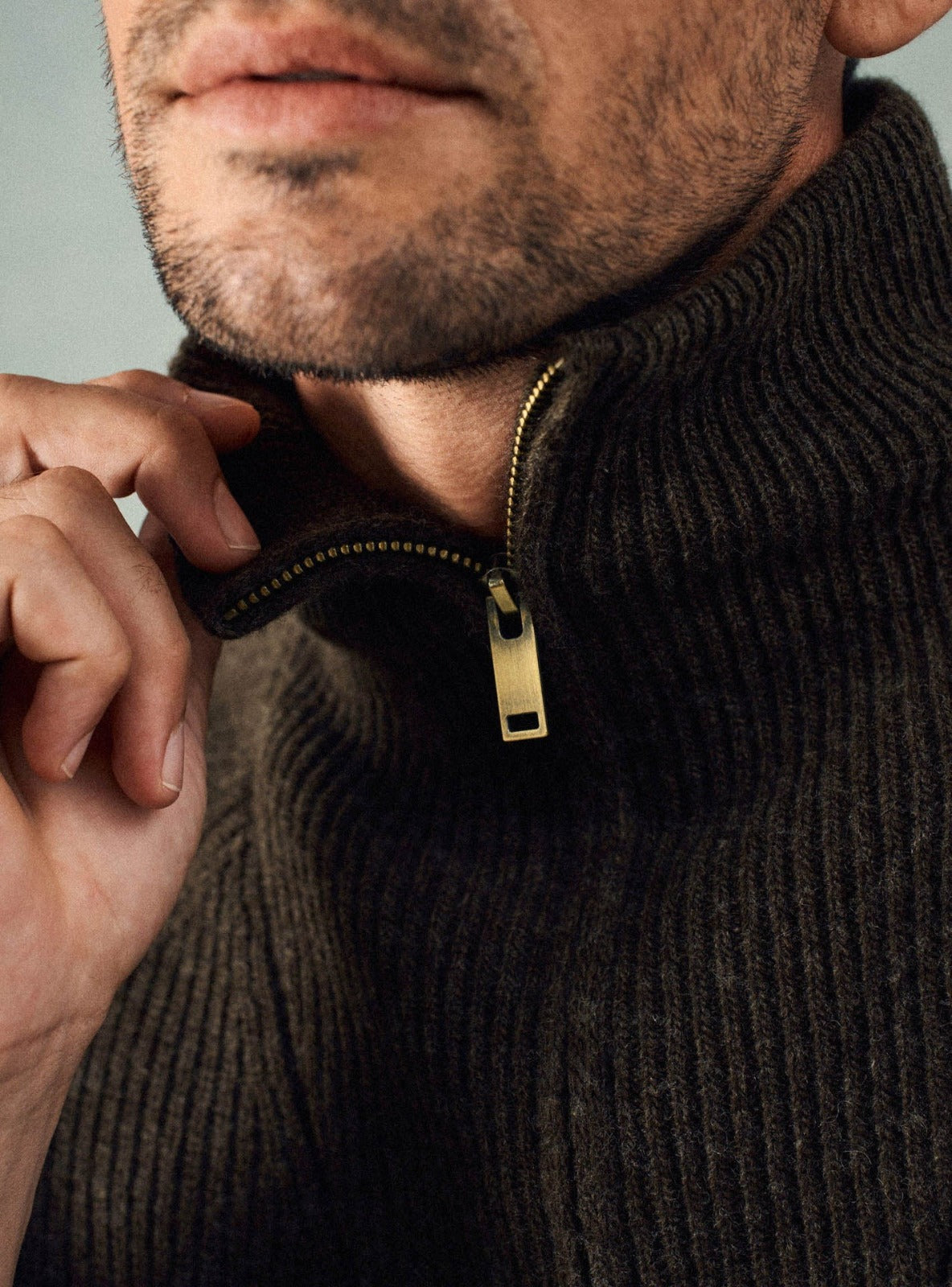 Pull zippé col montant homme – Style moderne et chaleur optimale