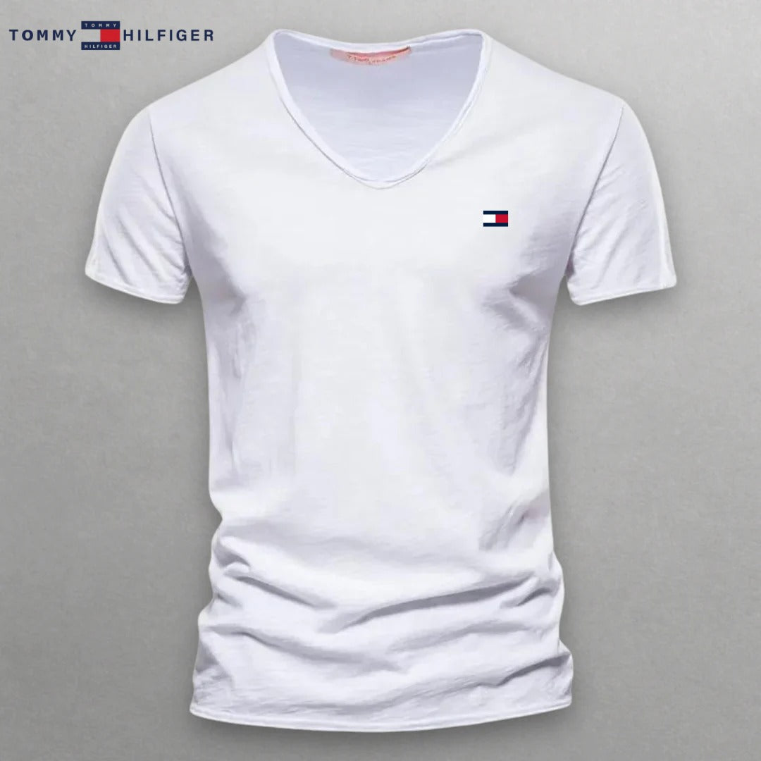 T-shirt fin col V homme – Sobriété et confort ultim