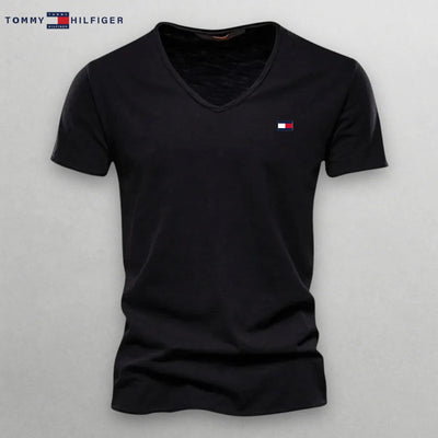 T-shirt fin col V homme – Sobriété et confort ultim
