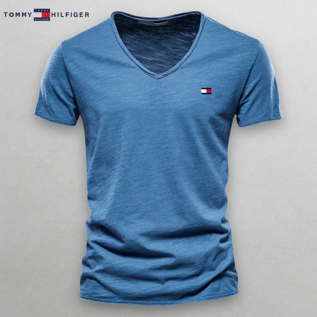 T-shirt fin col V homme – Sobriété et confort ultim